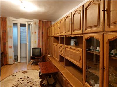Apartament 3 camere, zona Podgoria